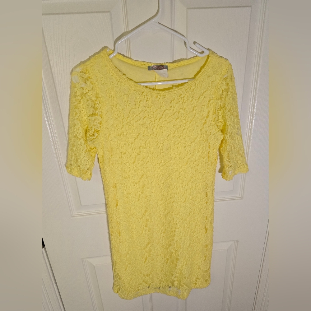 Pretty Young Thing Womens Yellow Lace Cocktail Dress Small